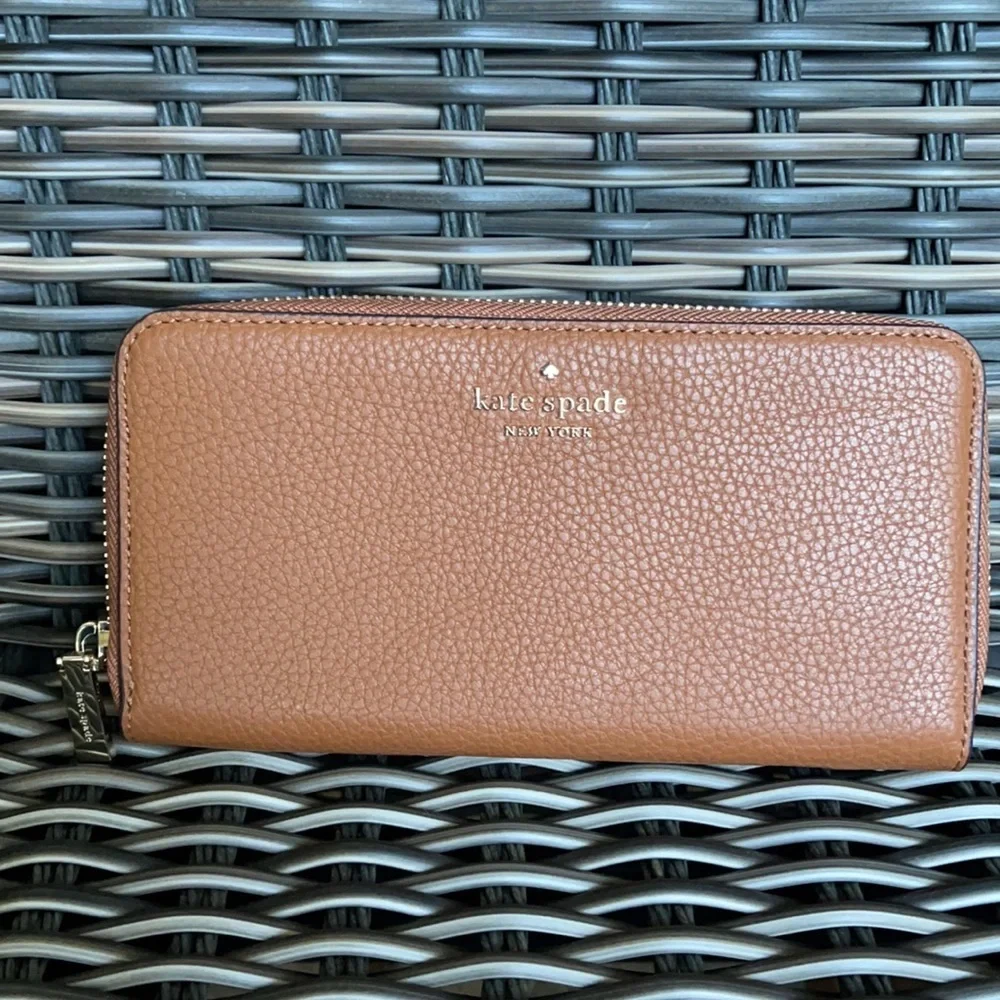Kate Spade leila large continental walle